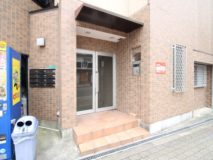 エントランス部分 ＢＲＩＳＥＥ