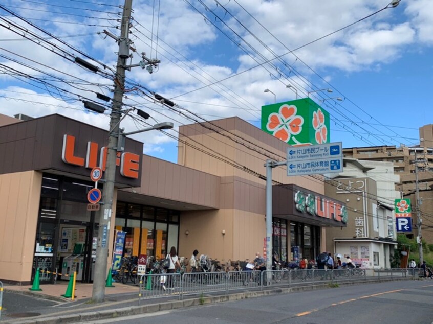 ライフ(スーパー)まで450m グリュック豊津