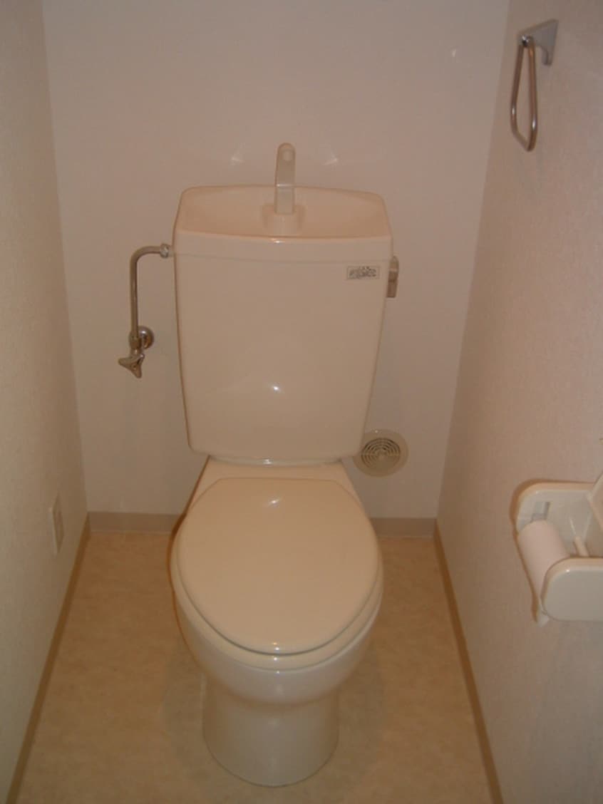 トイレ フェアリ－メゾン浜