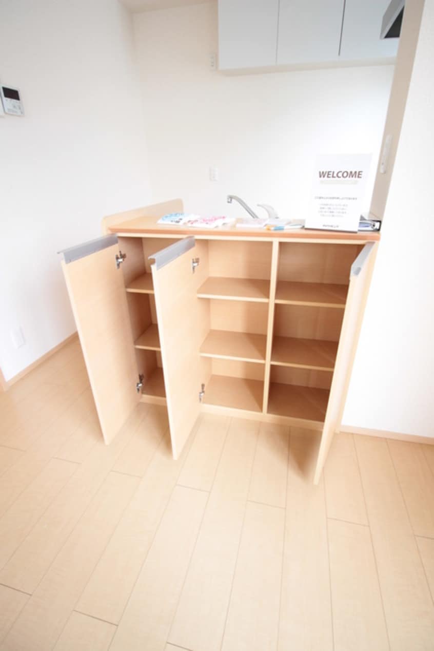 収納 第８ウエスタンハイツ