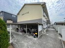 西岡ハイツ２ A棟の外観