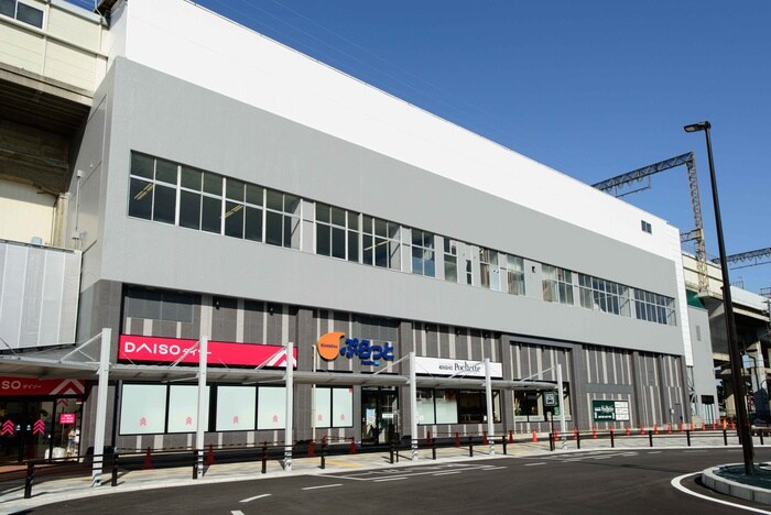 ダイソー(100均)まで300m パレスハイツＢ棟
