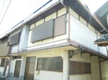 佐納連棟住宅
