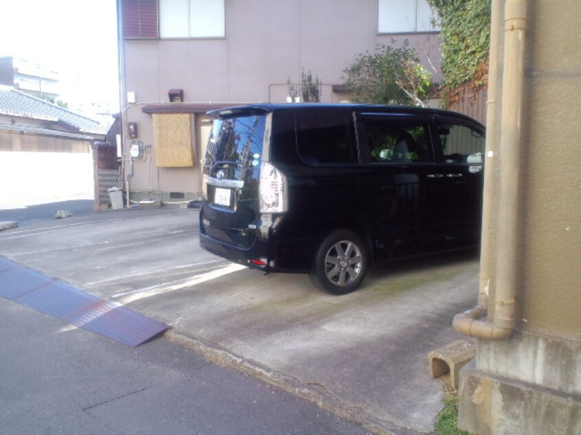 駐車場 大橋マンション