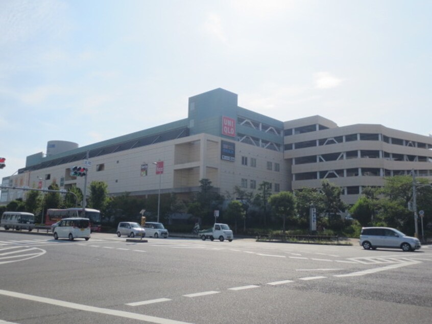 岸和田カンカンベイサイドモール(ショッピングセンター/アウトレットモール)まで1900m メゾンコンフォート