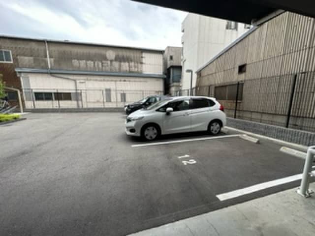 駐車場 仮)ｽﾜﾝｽﾞｼﾃｨ新大阪ｳﾞｨｰｳﾞｫ(907)