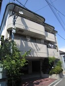 リバーサイド春日の外観
