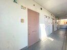 エントランス部分 ヴィラトリアン