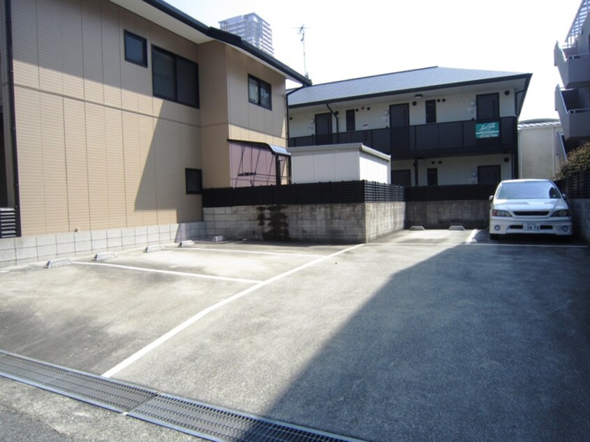 駐車場 ランドハウス御影