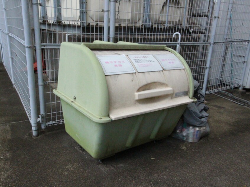その他 レオ松本