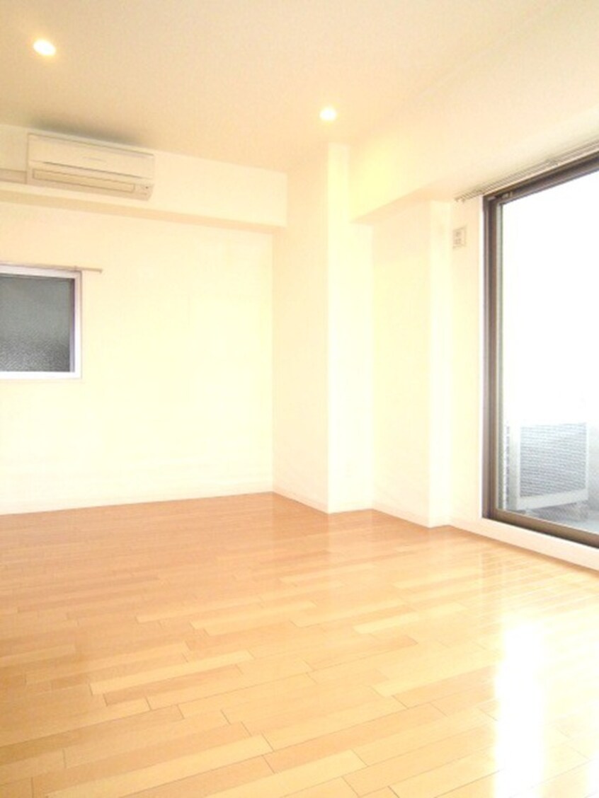 居室 アリス・マナ－ガ－デン新町