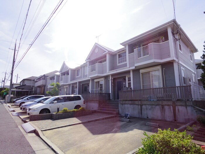 駐車場 花住坂ガ－デン弐番館