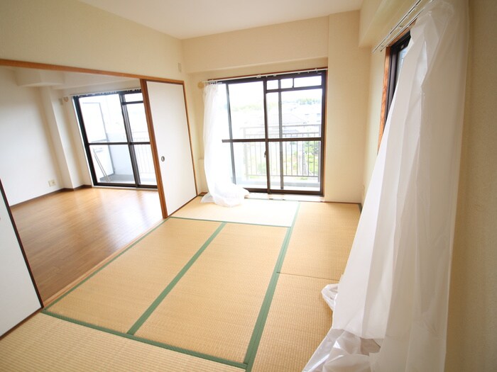 居室 ファミ－ル中野