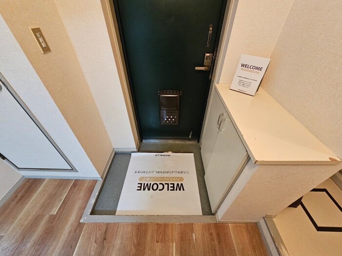 玄関 ヌーブルミエール松本