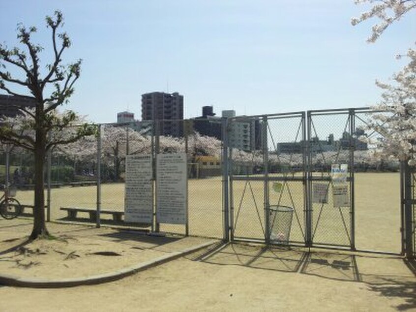 上が池公園(公園)まで280m ラネージュ西明石