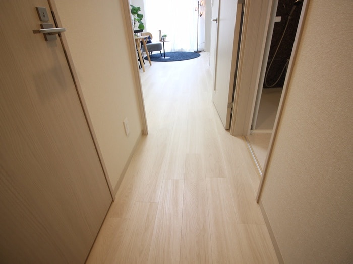 廊下 ふぁみーゆ服部天神