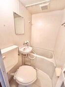 バス／シャワールーム等 石原ハイツ