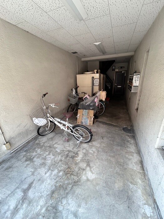 駐輪場 石原ハイツ