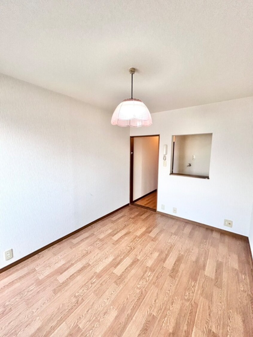 居室 石原ハイツ