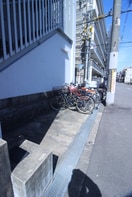 駐輪場 ハイツエルソール