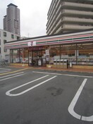 セブンイレブン梶町一丁目店(コンビニ)まで300m ソシアブリ－ズ