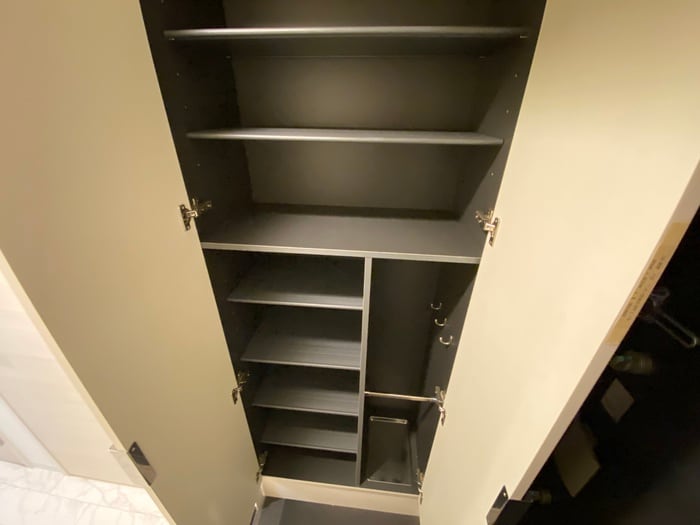 靴箱 プレサンス難波クチュール(202)