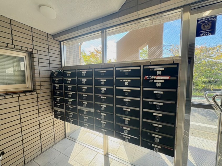 エントランス部分 メゾンYOU&I