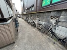 駐輪場 メゾン楠