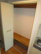収納 ロイヤルハイツ西淡路Ｐａｒｔ２