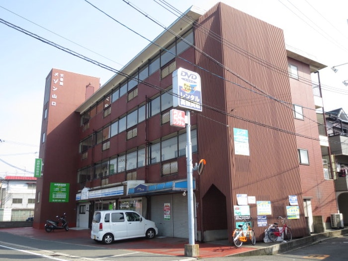 エントランス部分 メゾン山口弐番館（2Ｆ）