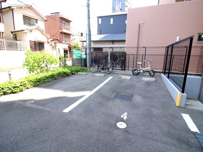 駐車場 プレサンス新大阪ザ・デイズ