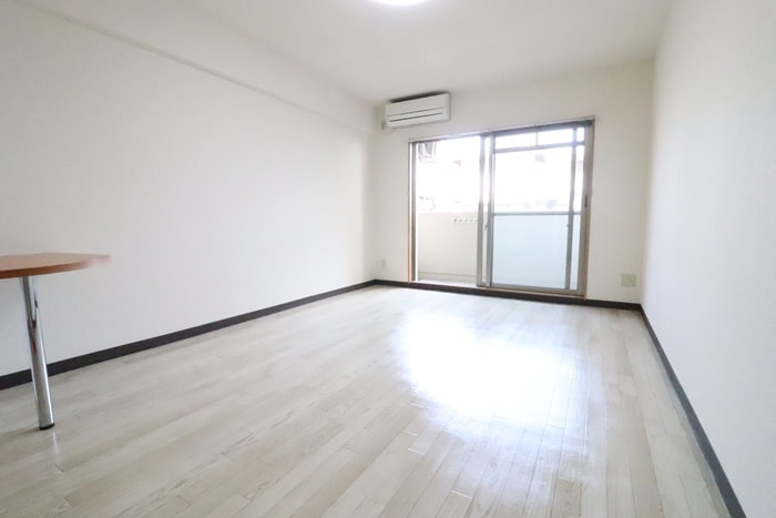 居室 ロ－サセタ