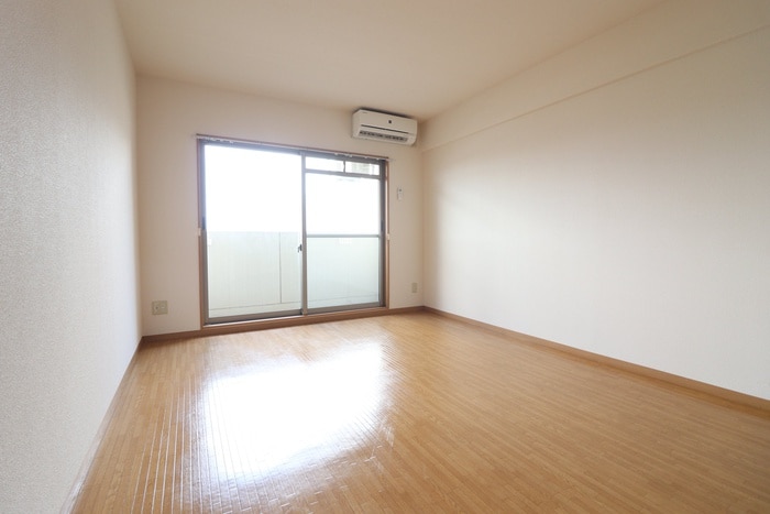 居室 ロ－サセタ