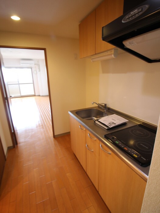 キッチン メゾンリバ－サイド