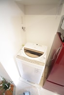 洗濯機置場 Ｌｕｘｅ淡路Ⅱ