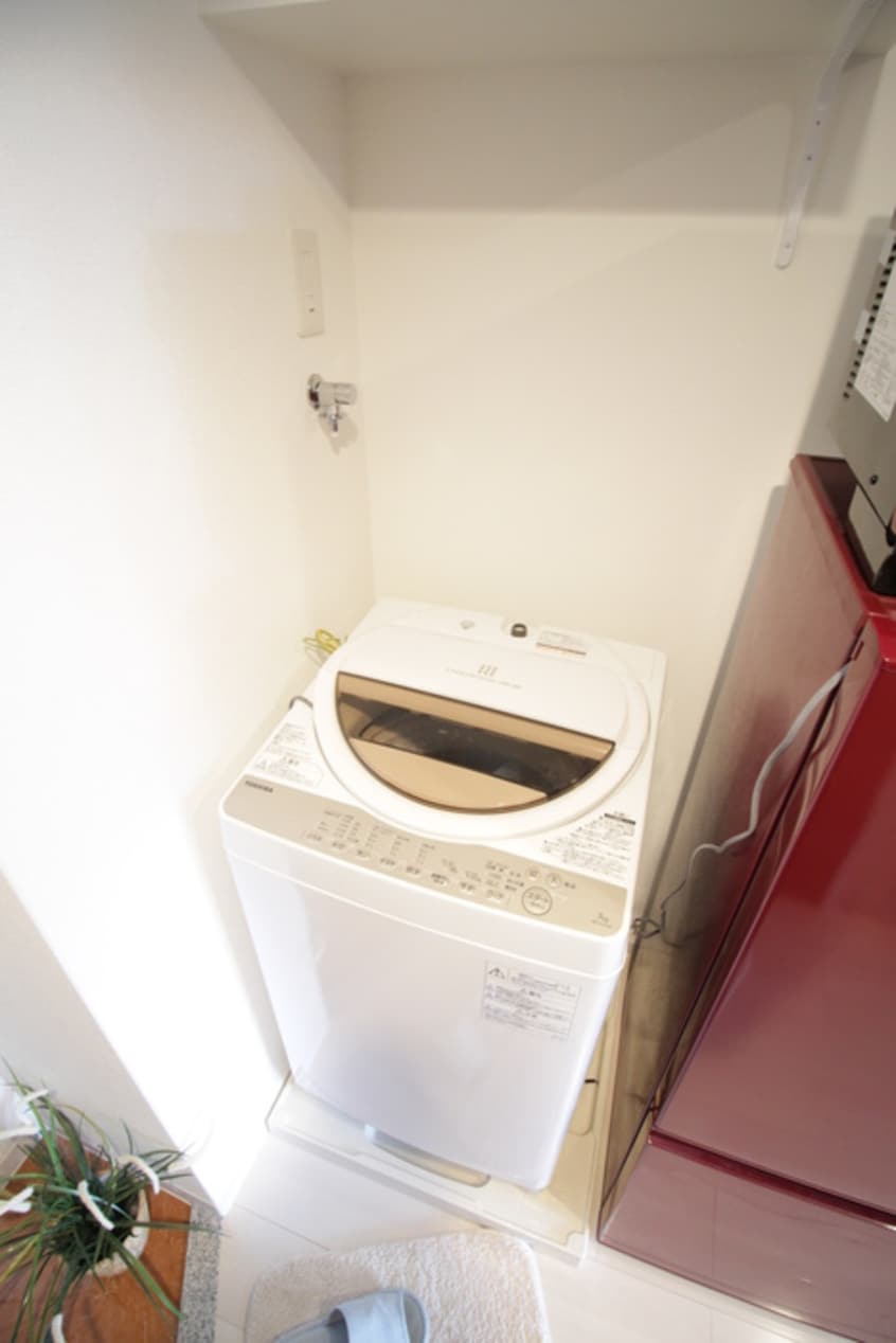 洗濯機置場 Ｌｕｘｅ淡路Ⅱ