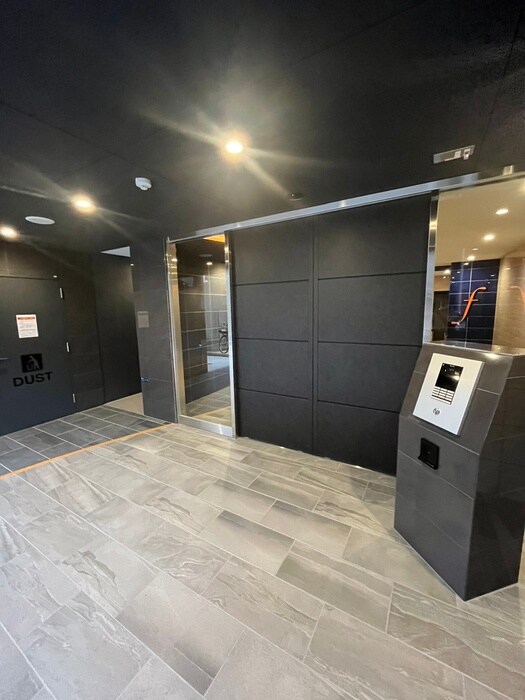 エントランス部分 セレニテフラン谷町四丁目