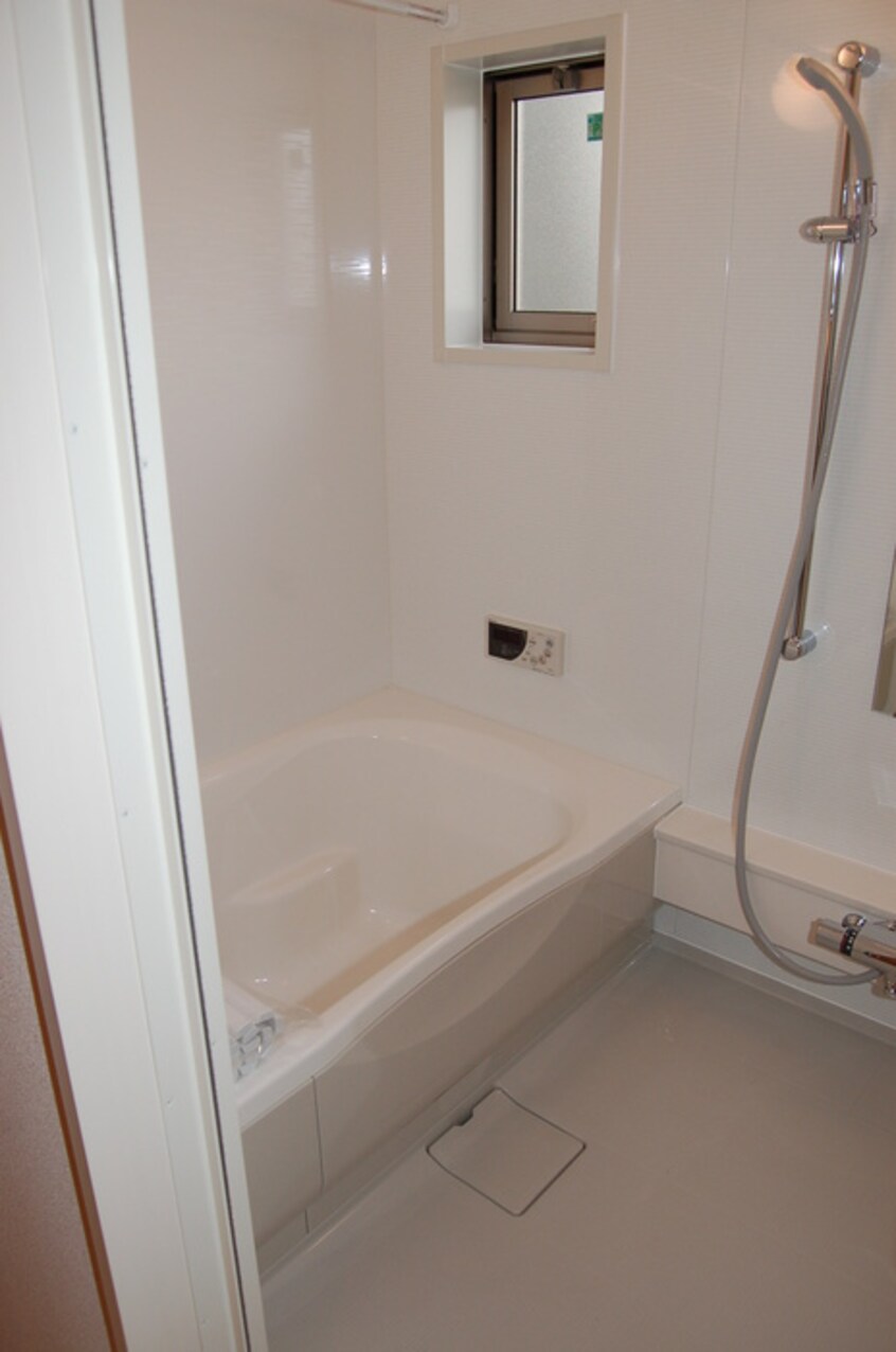 バス／シャワールーム等 White　Square