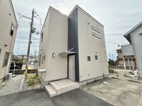 カーサ・ジラフ(1号室)