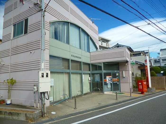 鳥羽郵便局(郵便局)まで120m ファミ－ル喜楽Ｂ棟