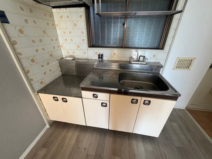 キッチン 中央ビル