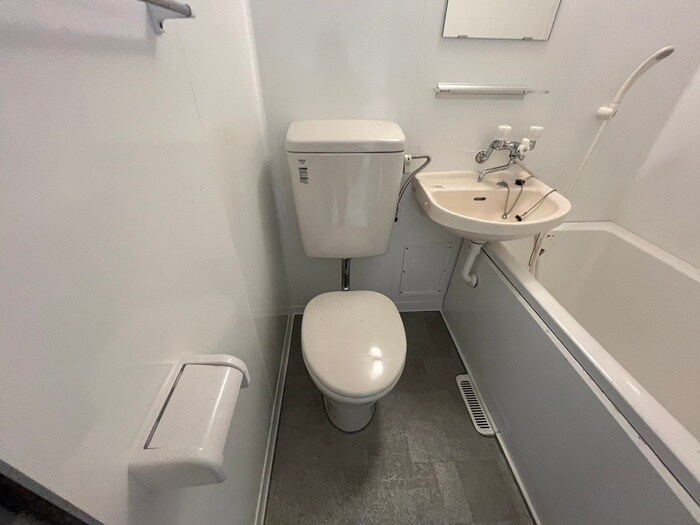 トイレ 中央ビル