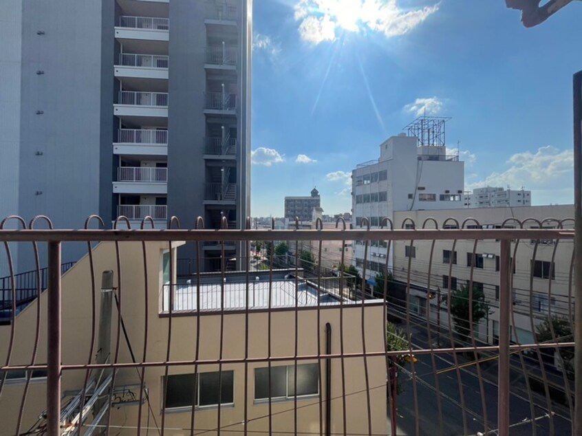 室内からの展望 中央ビル