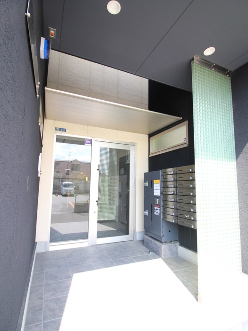 エントランス部分 エヌエムトラントキャトフ