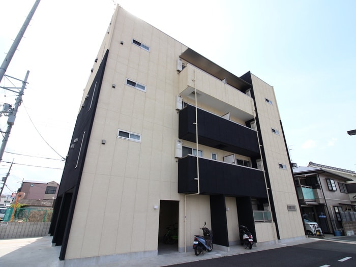 外観写真 エヌエムトラントキャトフ