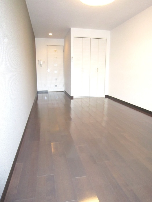 居室 ラナキュラス椥辻