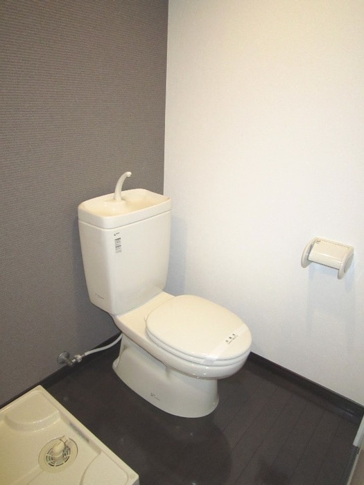 トイレ ラナキュラス椥辻