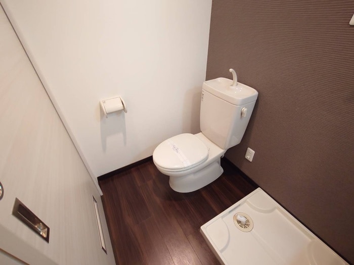 トイレ ラナキュラス椥辻