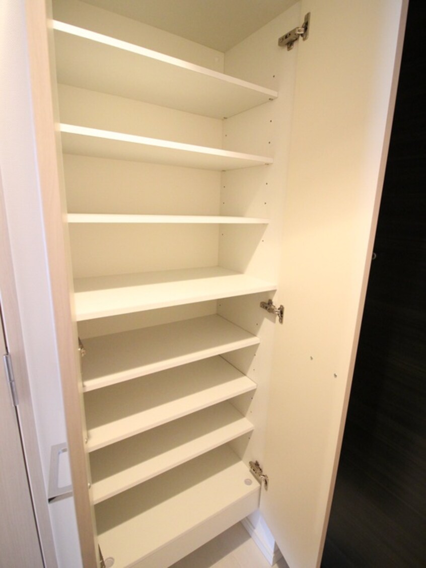 靴箱 S-RESIDENCE新大阪Ridente