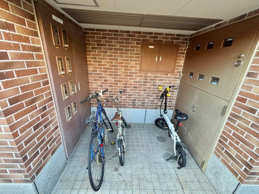 駐輪場 不二屋マンション